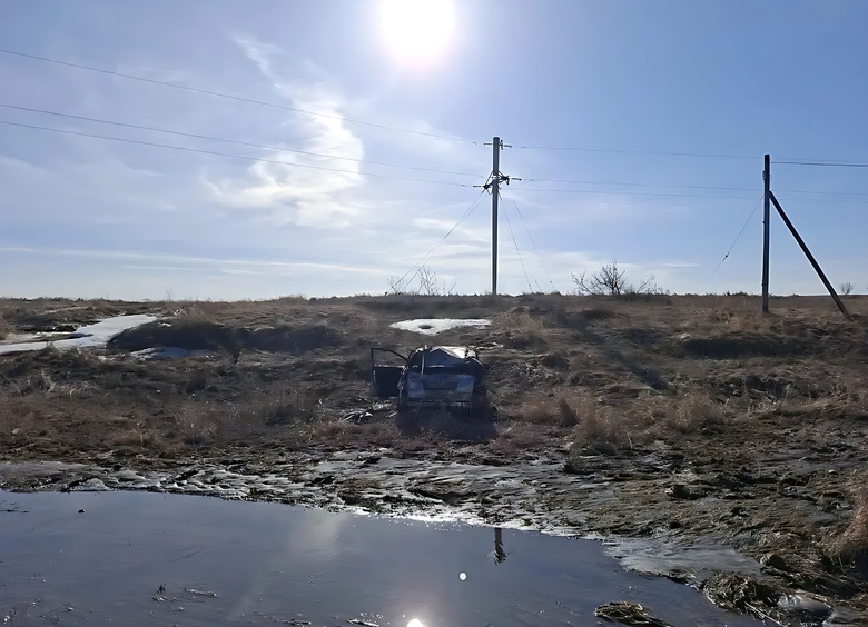 Изображение Пьяная мать на Toyota вылетела в кювет с двумя дочерьми