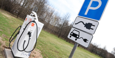 В Совете Федерации признали, что по России сложно ездить на электрокарах