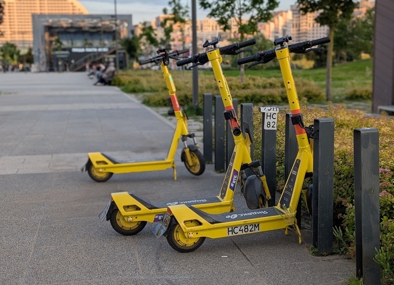 Изображение Эксперт Эрдман объяснила, как вычисляют тех, кто передает аккаунты кикшеринга детям