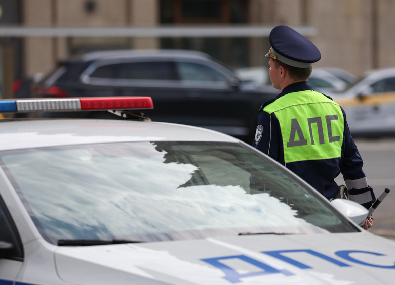 Изображение Родители усадили 6-летнего ребёнка за руль BMW ради торта и лайков в соцсетях