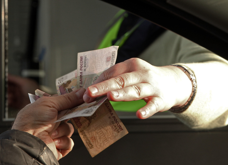 «Автодор» повышает скорость, столичные власти — тарифы на МСД, а ЦОДД — качество обработки штрафов с камер: итоги недели