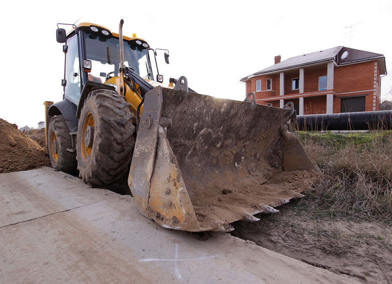 Изображение В Дагестане экскаваторщик из Чечни спас село от потопа
