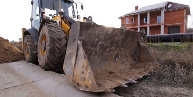 В Дагестане экскаваторщик из Чечни спас село от потопа