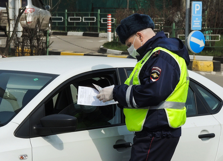Изображение Пьяная курянка сбила пешеходов по пути за шаурмой