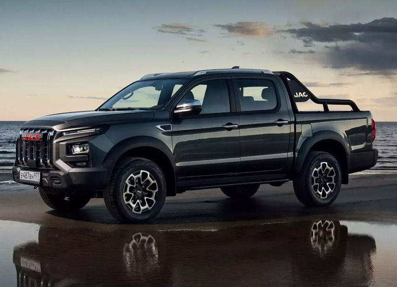 Изображение Рынок новых пикапов в России упал на 20%