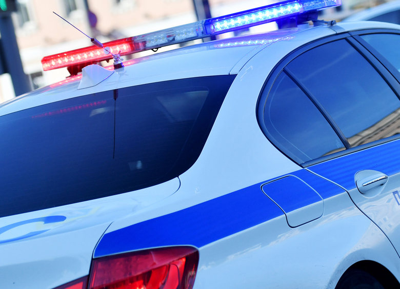 Изображение В Тутаеве две неуправляемые машины вылетели прямо на пешеходов