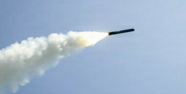 Крылатые ракеты сходят на украинские берега