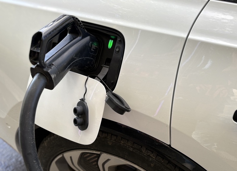 Идея — огонь: стоит ли покупать подержанный электромобиль