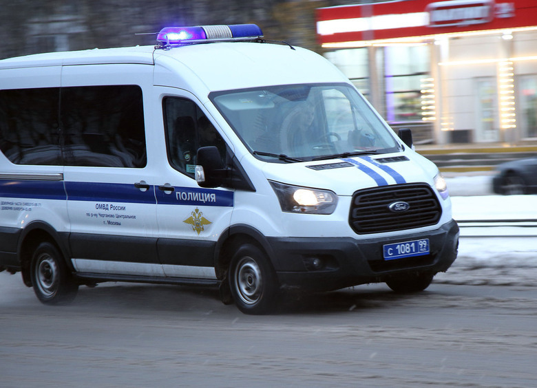 Изображение В Петербурге водитель попался на номерах с несуществующим кодом региона