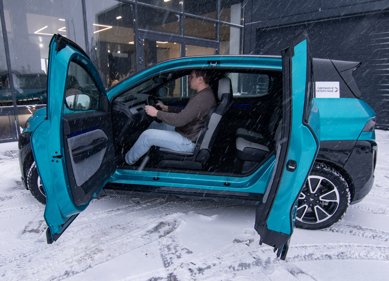 Нет выхода: электрокар «Атом» может надеяться только на бюджетную помощь