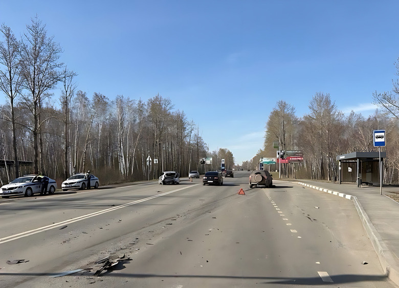 Нетрезвая жительница Челябинска «догнала» автомобиль с ребенком