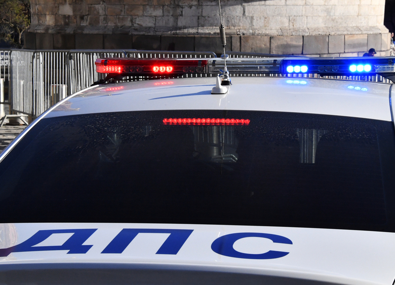 Изображение Женщина на Nissan Qashqai вылетела на тротуар и сбила пешехода