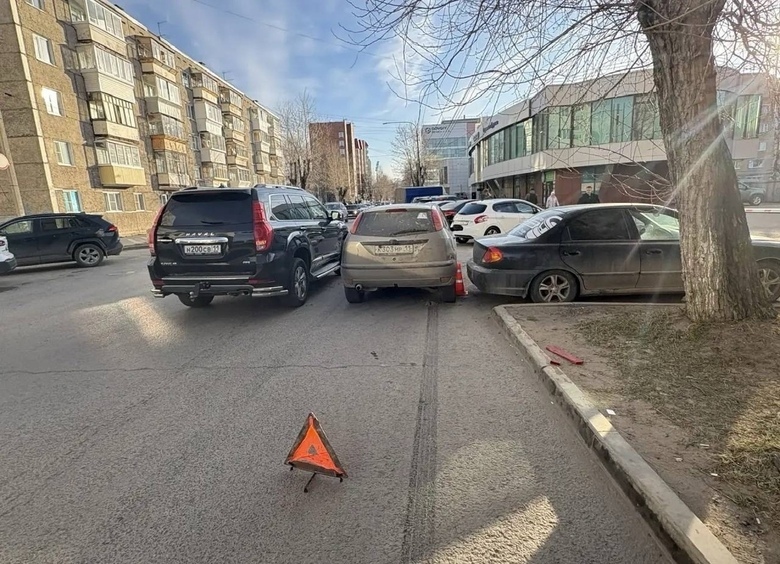 Изображение Водитель Haval переломал пальцы в двойном ДТП в Сыктывкаре