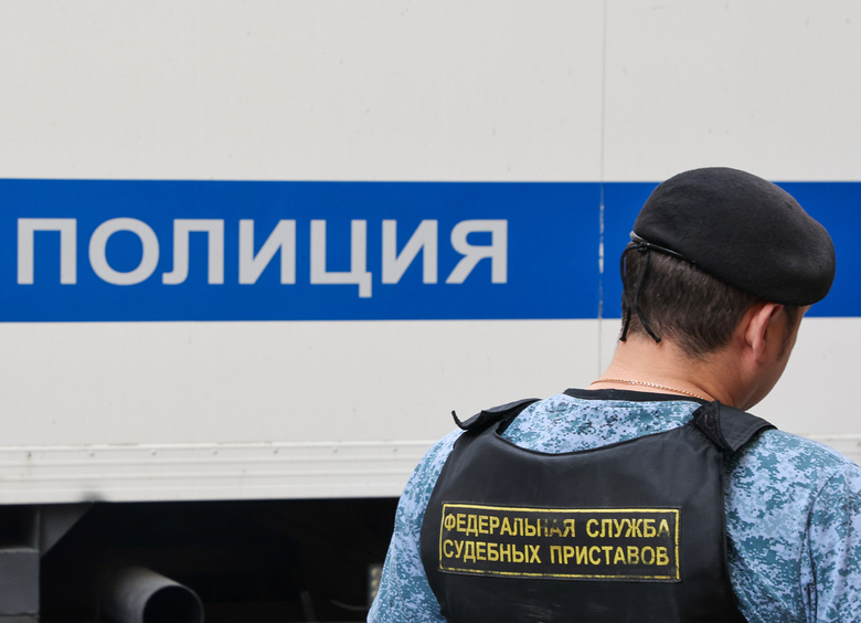 Изображение Россиянин сменил фамилию и место жительства, чтобы не платить штрафы ГИБДД