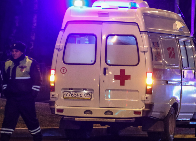Водитель каршеринга сбил пешеходов при попытке скрыться от ДПС