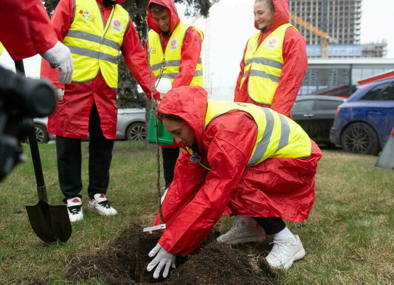 На АЗС прошла экологическая акция «Чисто. Весна»