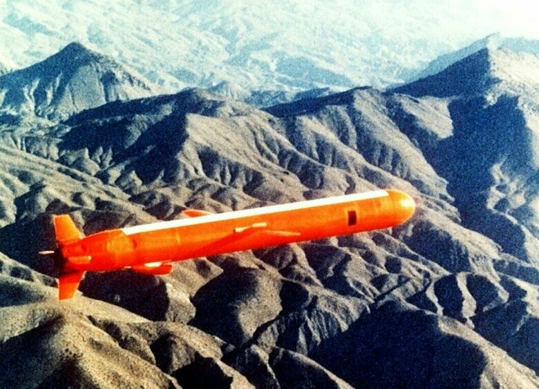 Китайский «Томагавк»: CJ-10 теперь достает цели за 2000 километров и взлетает откуда угодно