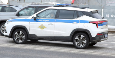 Петербургский водитель в ходе конфликта распылил аэрозольный баллон в лицо юноше