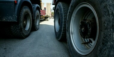 «Грузовой» коллапс в России: склады забиты нереализованным большегрузами