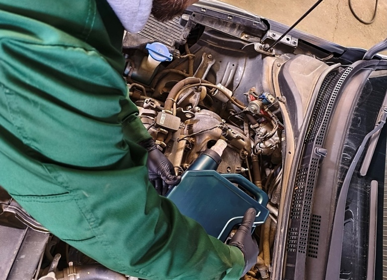 Актуальное решение: какому моторному маслу можно доверить ДВС