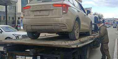 Музыкант приехал на концерт в Екатеринбурге и лишился своего автомобиля