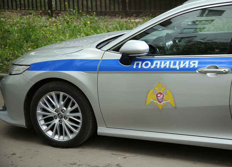 Изображение Рыбак оставил ключи в машине и лишился ВАЗ-2108