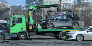 Добычей эвакуаторов Москвы стали более 23 тыс. автомобилей
