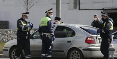 Водительские права можно оформить с транслитерацией как в загранпаспорте, разъяснило МВД