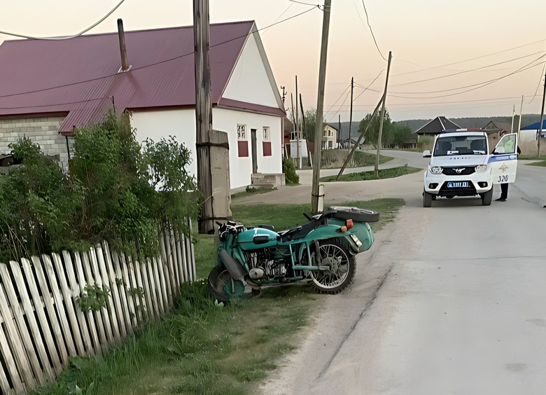 Изображение Дед и дядя едва не угробили 13-летнего подростка в люльке мотоцикла