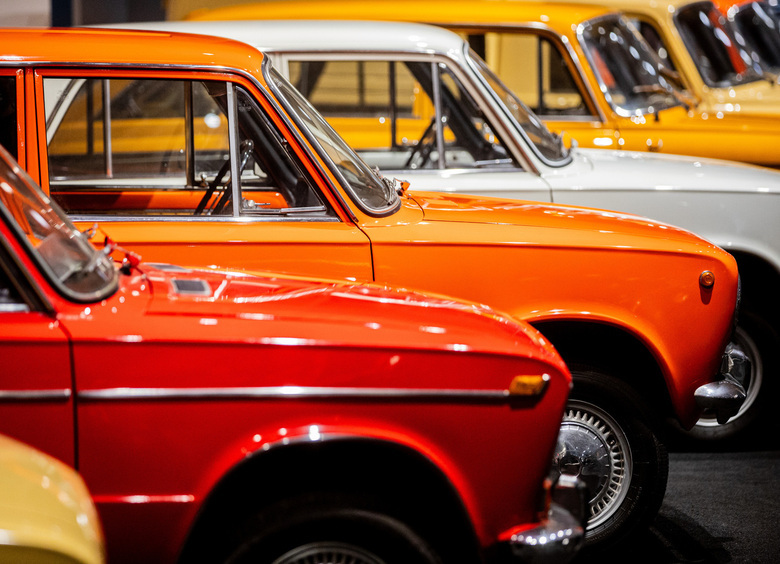 Эксперты объяснили падение продаж «классических» LADA на вторичном рынке