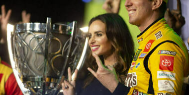 Двукратный чемпион NASCAR неожиданно умер от сепсиса