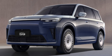 Россиянам раскрыли цену флагманского кроссовера GAC S9