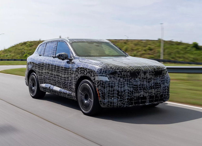 Баварцы раскрыли свежие подробности о BMW X5 нового поколения