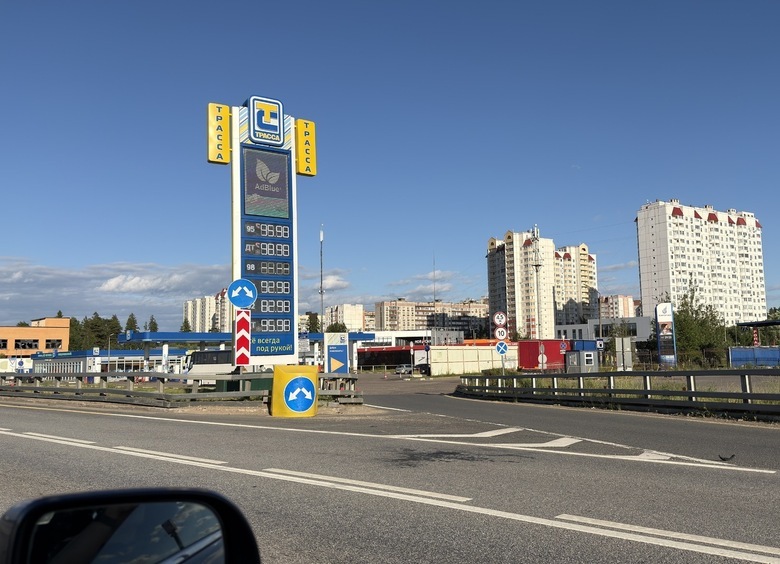 Истерика: что сейчас происходит на АЗС Москвы и Подмосковья