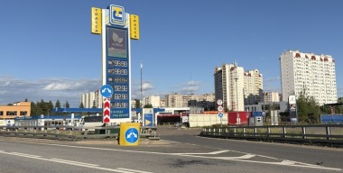 Истерика: что сейчас происходит на АЗС Москвы и Подмосковья