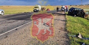 Пассажиры погибли в лобовом ДТП автобуса с кроссовером в Крыму
