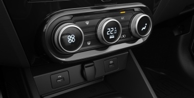 LADA Vesta получила климат-контроль и телематику