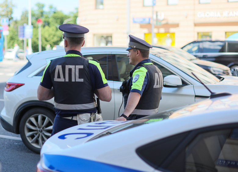 Патрульные машины ГАИ научили «видеть» автомобили в розыске