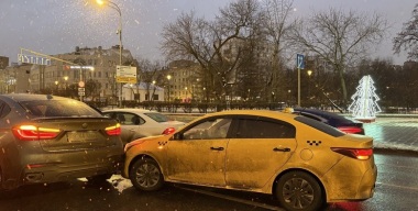 Эх, прокачу: можно ли вывести «серое» такси из тени одними репрессиями