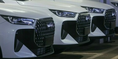 В начале лета россияне потратили на новые автомобили 395 млрд рублей