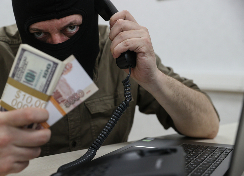 Изображение Мошенники придумали новую схему «развода» граждан — под прицелом таксисты