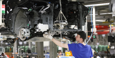 Выпуск легковых автомобилей в России вырос на 16% за полгода