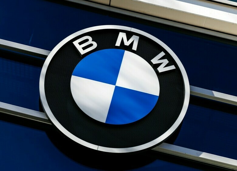 BMW отзывает более 318 тысяч автомобилей
