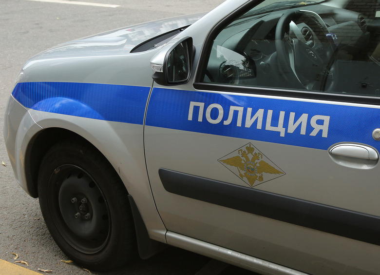 Изображение Мужчина в маске напал на водителя с топором — ему нужны были деньги