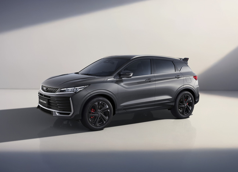 Изображение Geely не планирует запускать в России бюджетный Coolray с атмосферным мотором