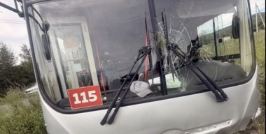У автобуса лопнула рессора: 7 человек пострадали, у ребенка перелом позвоночника