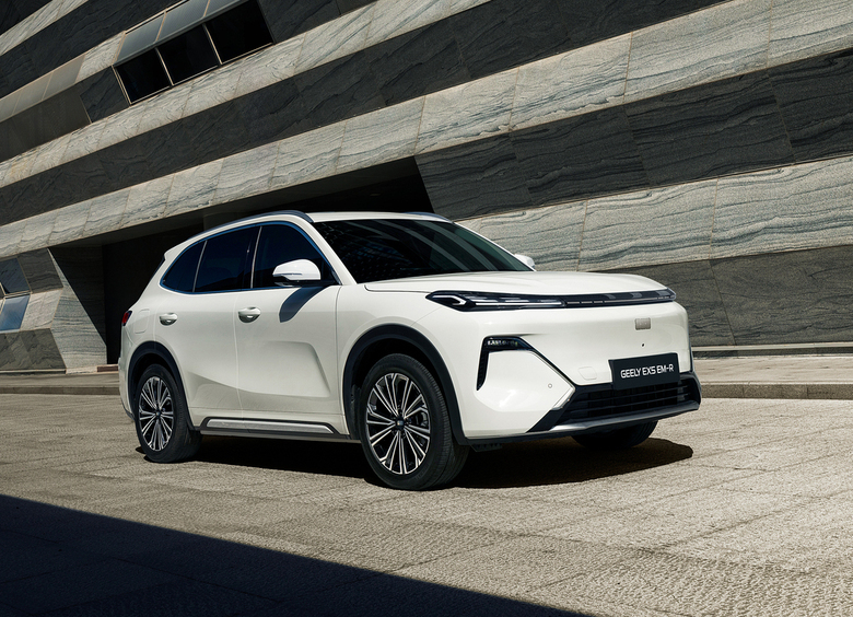 Изображение Гибридный кроссовер Geely EX5 EM-R получил российский ценник