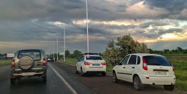 В Госдуме раскритиковали идею резкого повышения штрафов для «обочечников»