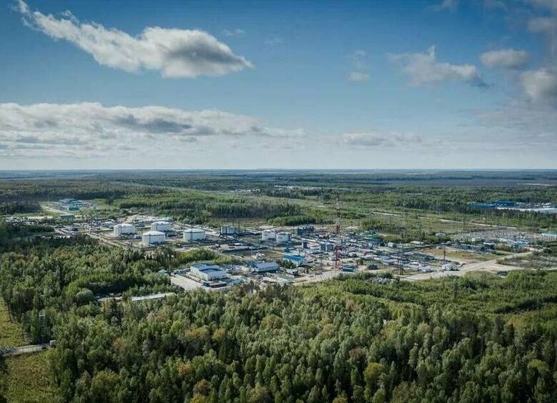 «Газпром нефть» сообщила о запуске беспилотных грузоперевозок на месторождениях Югры