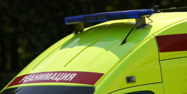 Lamborghini миллиардера Алтушкина впечатал в стену бойца СВО на костылях
